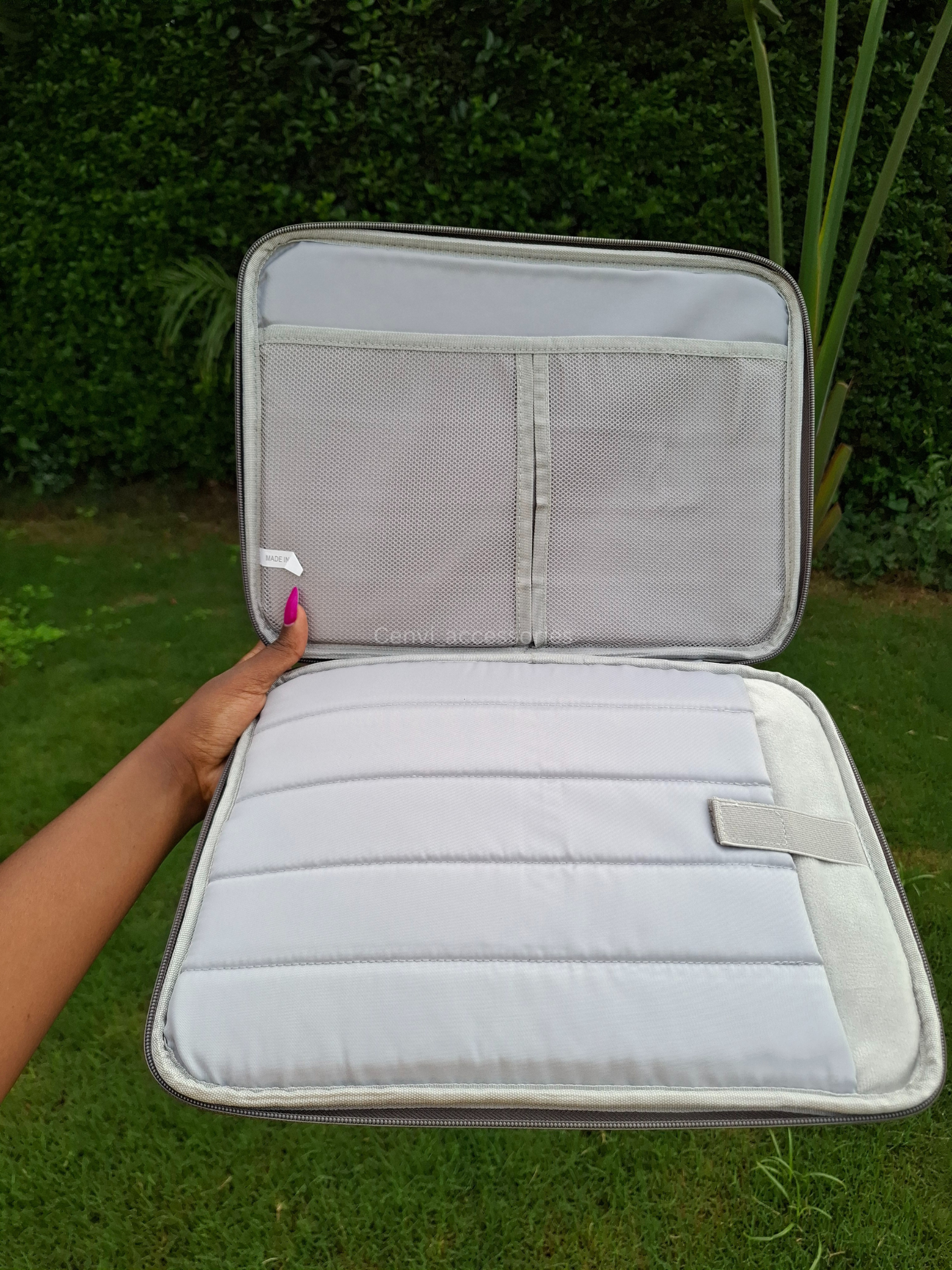 13" Leather grey laptop sleeve